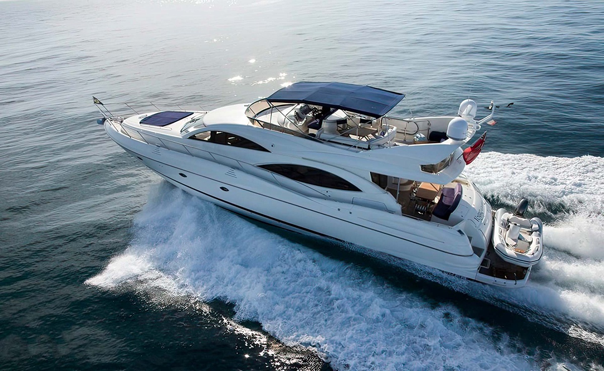 Аренда моторной яхты Sunseeker 75 Vogue of Monaco на Мальдивах
